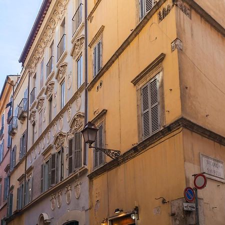 Domus Lupae -Live In The Heart Of Rome Roma Exterior foto